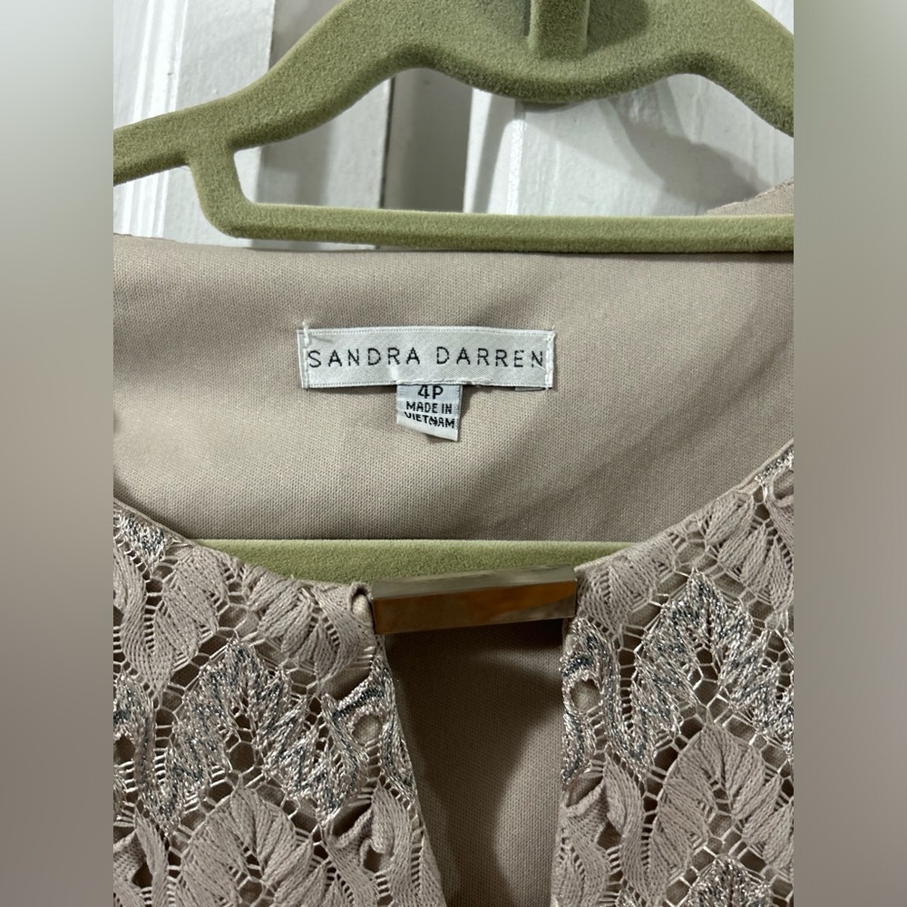 Dress Casual Short By Sandra Darren Size: 4P